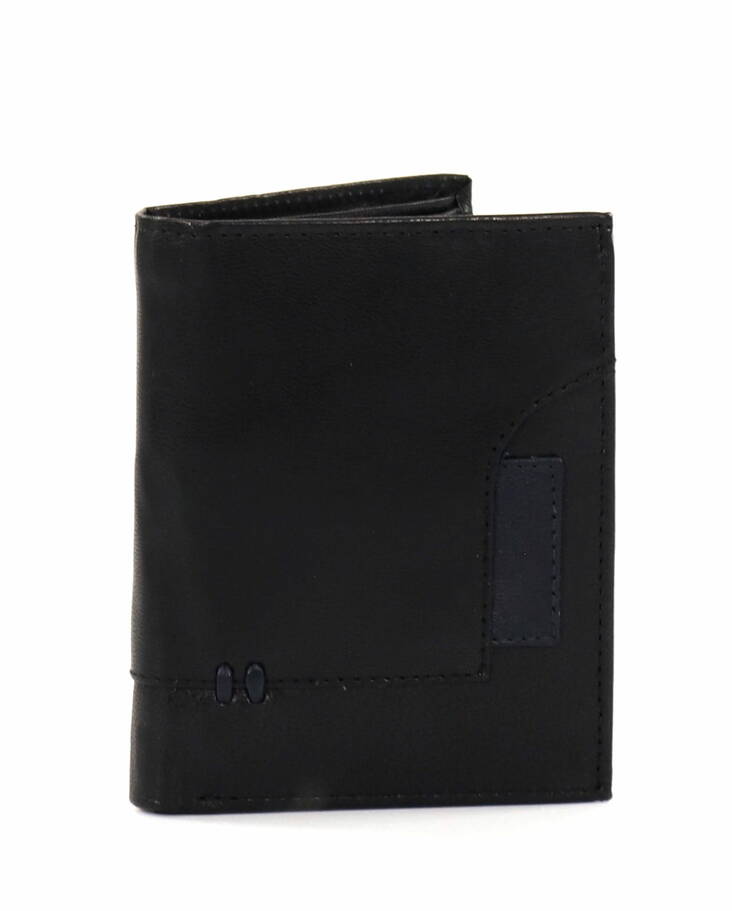 Läderplånbok WO-62 svart - Plånböcker - 135660 - 1