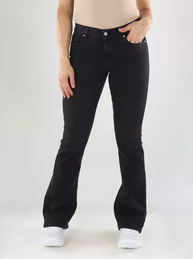 Only naisten matalavyötäröiset farkut Phoebe lw flared musta - Jeans för damer - 141640 - 1