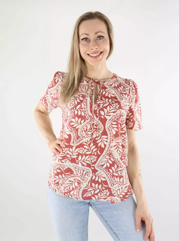 Vero Moda naisten t-paita Bali V-Neck punainen/valkoinen - Naisten T-paidat - 138160 - 1