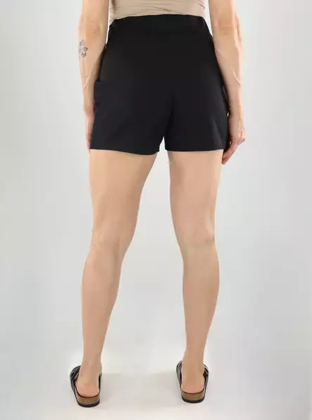 JDY naisten shortsit Geggo black/black butt - Naisten shortsit ja caprit - 140961 - 2