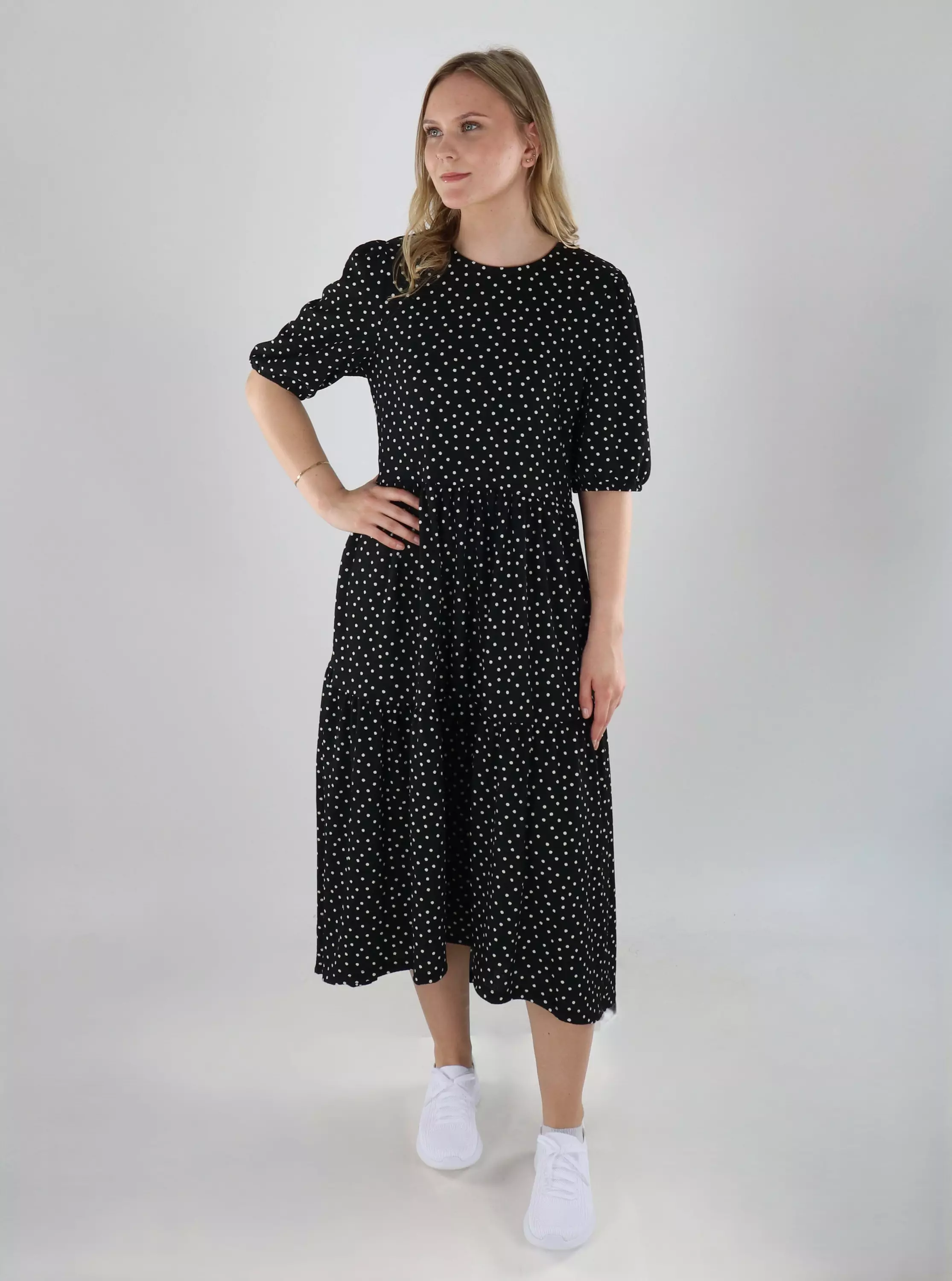 Vero Moda Mekko Malle musta/valkoiset pilkut