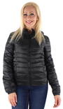 Only naisten lyhyt kevyttoppatakki Tahoe hood musta - Naisten kevyttoppatakit - 131683 - 1