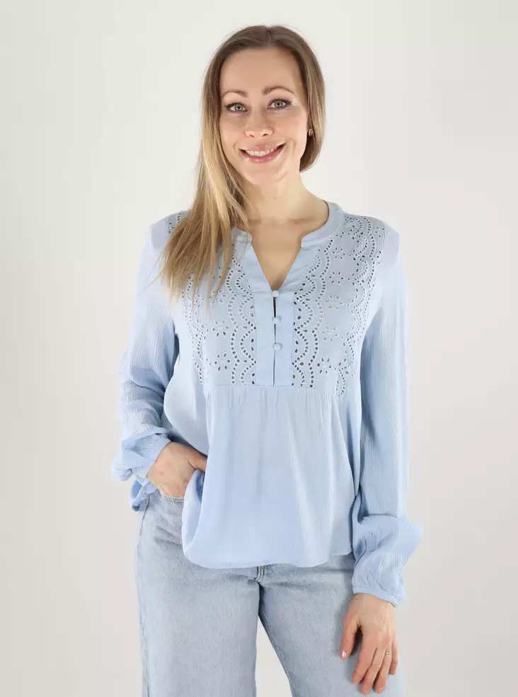 Vero Moda naisten paita Menny EMB Top vaaleansininen - Naisten pitkähihaiset paidat - 140163 - 1
