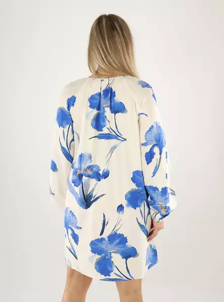 Only naisten kukkakuvioinen mekko Hyaci bright white/big blue - Klänningar och tunikor - 140744 - 2