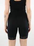 JDY shorts för damer Ava Lace svart - Shorts och capribyxor för damer - 136114 - 2