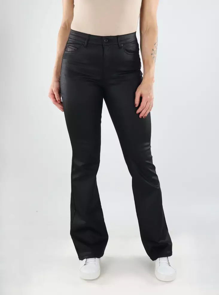 Vero Moda dambyxor VMFLASH MR Coated svart - Byxor för damer - 139274 - 1