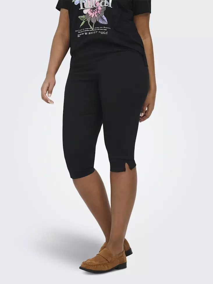 Only Carmakoma naisten pluskoon Caprit Gabby musta - Naisten shortsit ja caprit - 140784 - 1