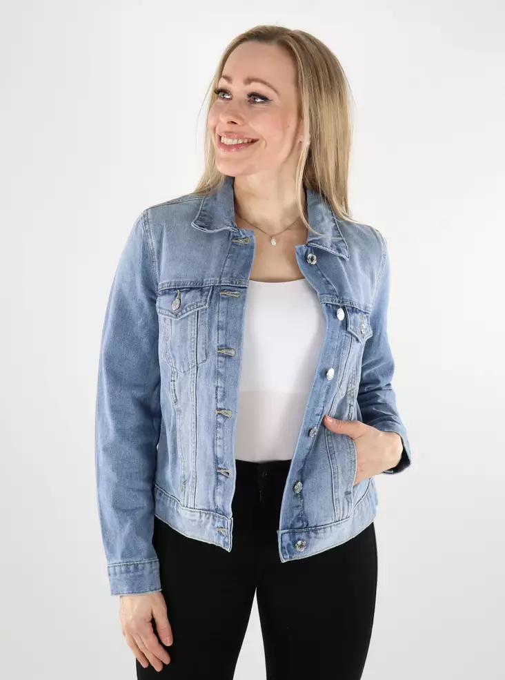 Vero Moda naisten farkkutakki Zorica Denim vaaleansininen - Naisten farkkutakit - 137815 - 1