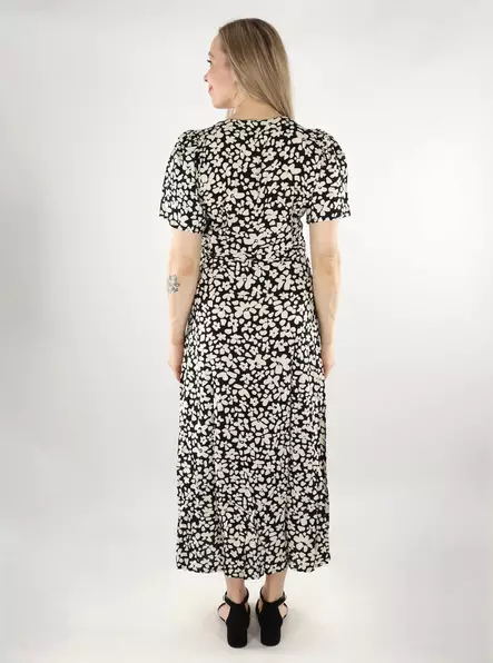 Vero Moda kukkakuosinen mekko Alba Calf musta/valkoinen - Mekot ja tunikat - 138126 - 2