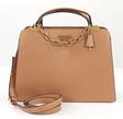 Guess Axelväska Kristle Caramel - Handväskor - 131366 - 1