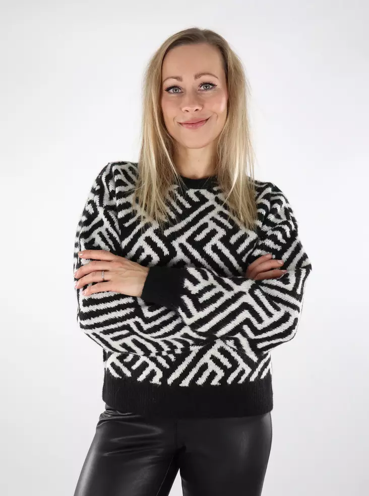 Only naisten kuvioitu neule Tara O-Neck musta/valkoinen - Naisten neuleet - 137146 - 1