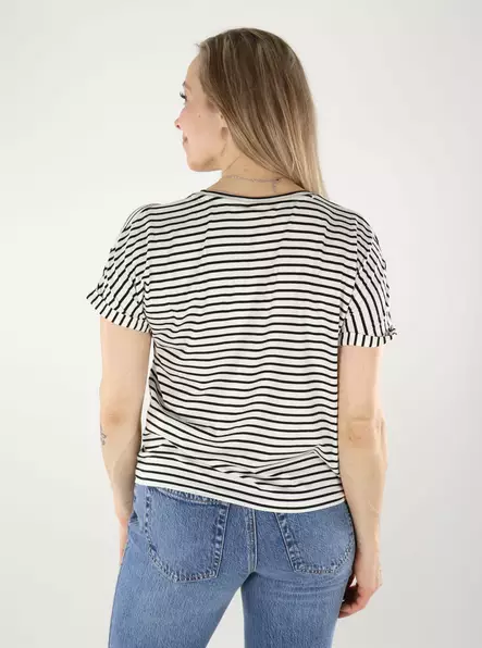 JDY naisten raidallinen t-paita Sissy O-Neck valkoinen/musta - Naisten T-paidat - 140437 - 2