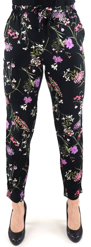 Vero Moda naisten Kukkahousut Easy loose Black/mille - Naisten housut - 131307 - 1