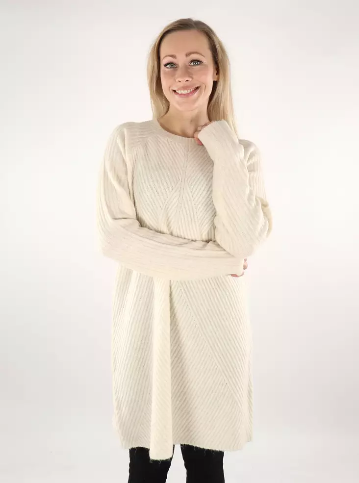 Only naisten neulemekko Carol Dress luonnonvalkoinen - Naisten neuleet - 137137 - 1