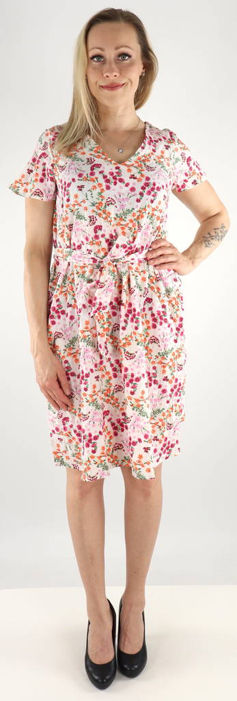 Vero Moda naisten kukkamekko Utilla cloud dancer/util - Mekot ja tunikat - 133859 - 1